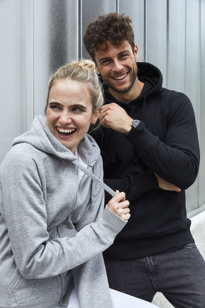 Textiltransfer, DTF-Transfer, magic-prints-textilveredelung-Arbeitskleidung Firmenkleidung Workwear sportbekleidung-t-shirt-hoodies-bedrucken sublimation-dtf-druck-sublimation-kleidungsedign-illustrationen-bedrucken individell gestalten