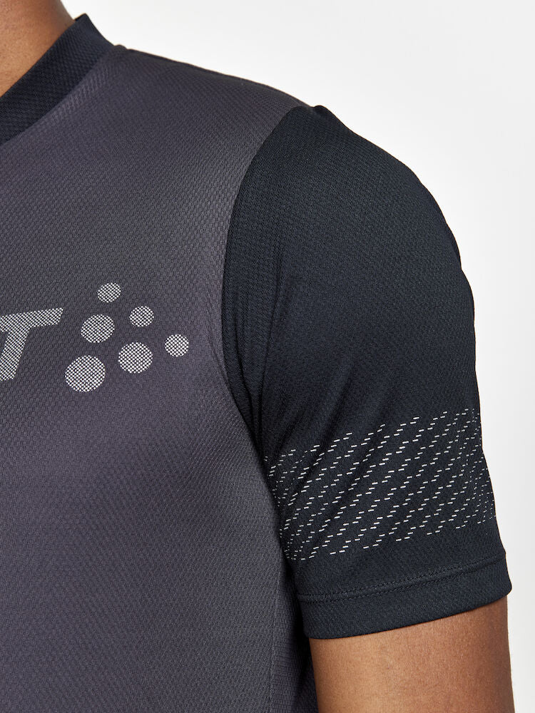 Textiltransfer, DTF-Transfer, magic-prints-textilveredelung-Arbeitskleidung Firmenkleidung Workwear sportbekleidung-t-shirt-hoodies-bedrucken sublimation-dtf-druck-sublimation-kleidungsedign-illustrationen-bedrucken individell gestalten