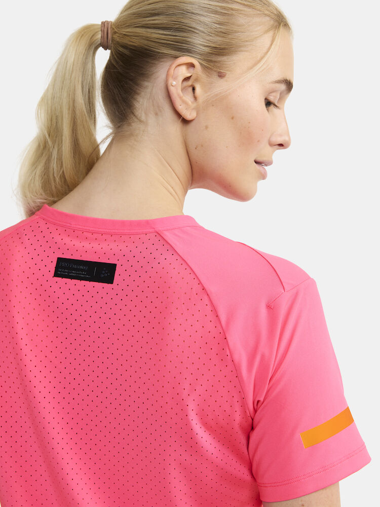 Textiltransfer, DTF-Transfer, magic-prints-textilveredelung-Arbeitskleidung Firmenkleidung Workwear sportbekleidung-t-shirt-hoodies-bedrucken sublimation-dtf-druck-sublimation-kleidungsedign-illustrationen-bedrucken individell gestalten